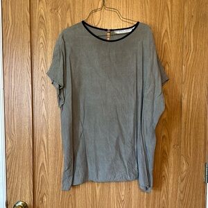 Kathryn Deene 18/20 top